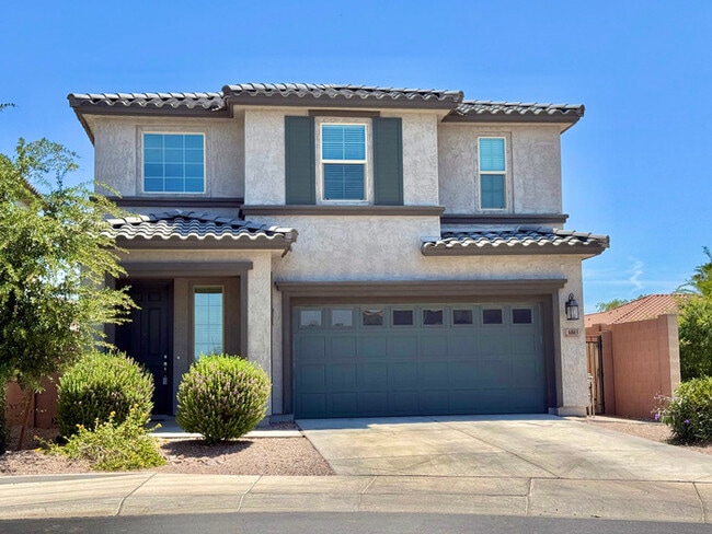 Building Photo - Spectacular 4-Bedroom, 2.5 Bathroom Home in Glendale!!