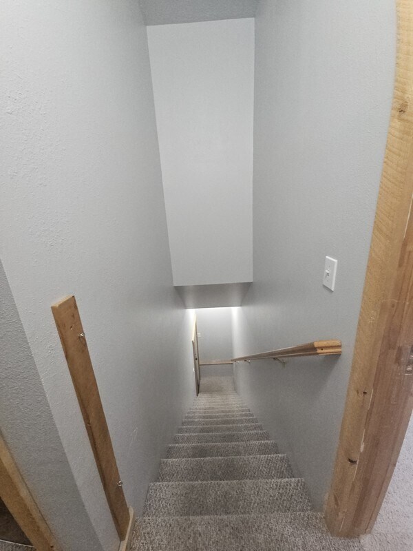 Photo - 12 W 200 N St