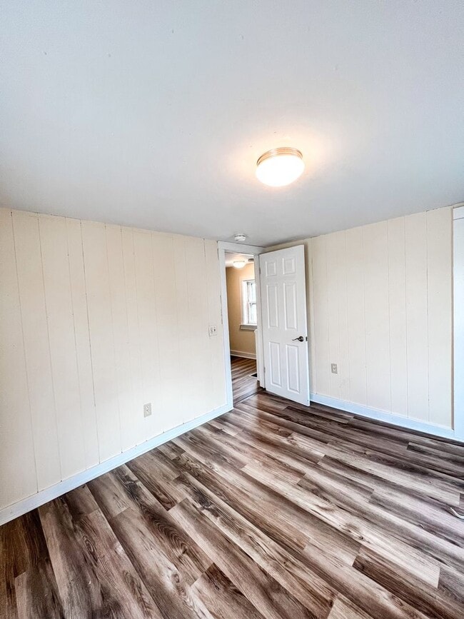 20 Cedar St
