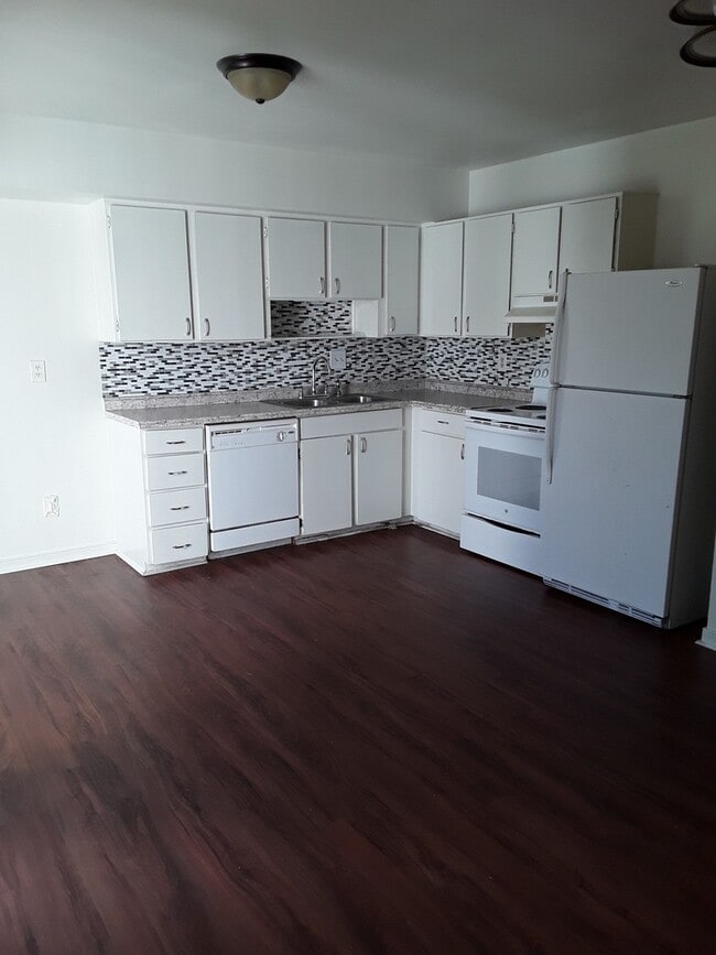 Photo - 206 Devonshire Rd