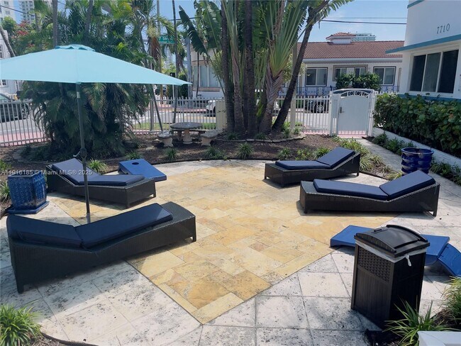 Photo - 7710 Harding Ave Unit 403