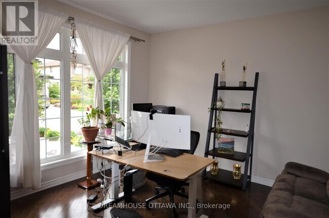 Photo - 168 Grainstone Way