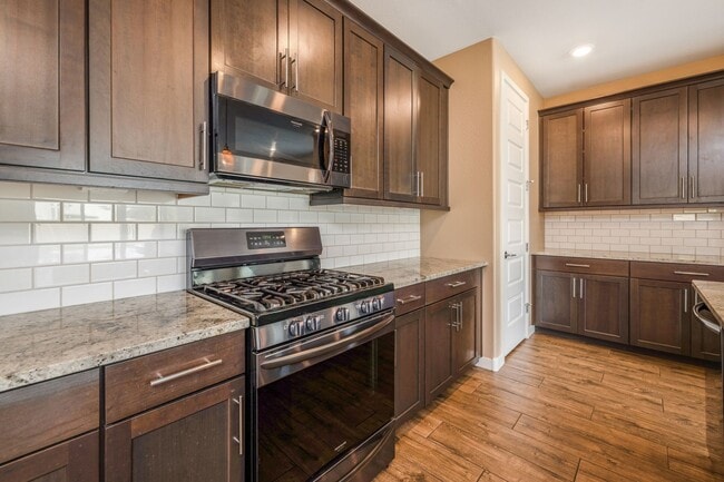 Building Photo - 9820 E Tupelo Ave