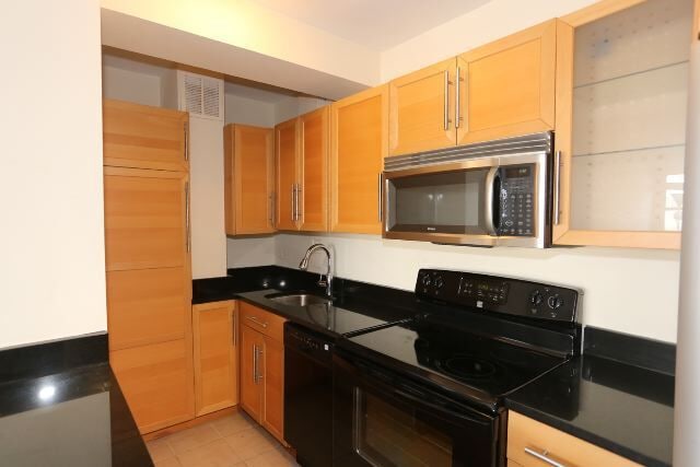 Photo - 4180 N Marine Dr Unidad 1111