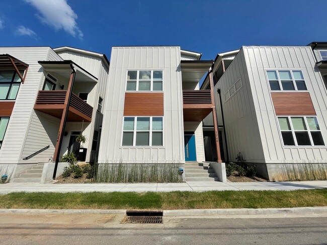 Photo - 1348 Slayton St