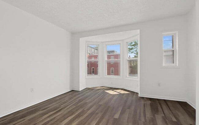 Photo - 460 S Pershing Ave