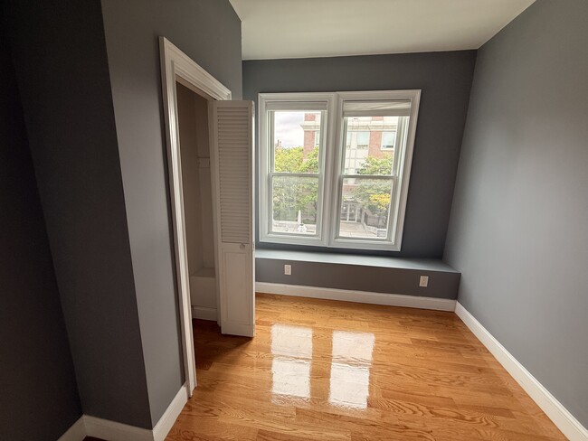 Photo - 337 Cambridge St Unit 2