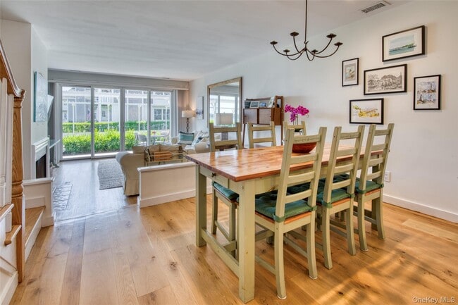 Photo - 21 Stirling Cove Unit E