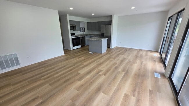 Photo - 1395 Alpine Ct Unit C