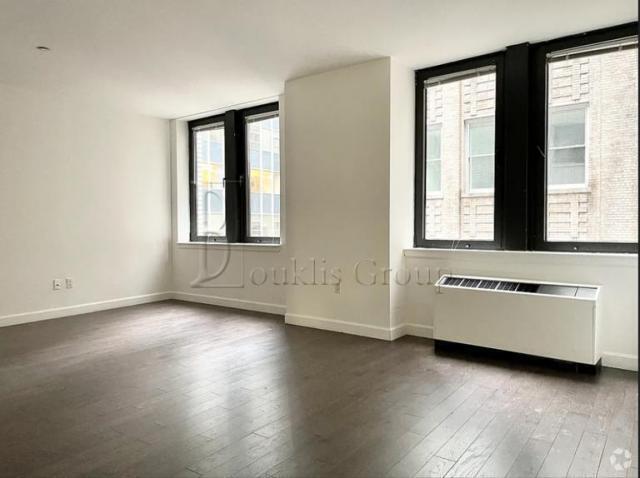 Building Photo - 1 bedroom in Manhattan NY 10004 Unit 511 Rental