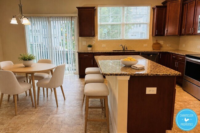 1437 Salem Creek Dr