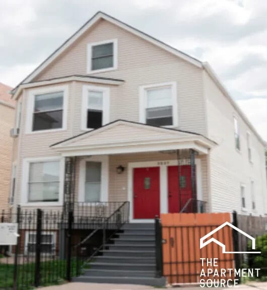 2937 N Kimball Ave