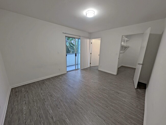 Photo - 520 N Virgil Ave Unit 8
