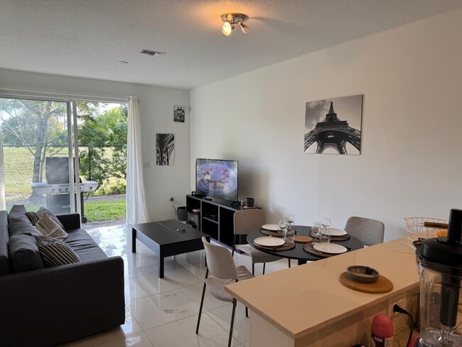 Photo - 3596 NW 13th St