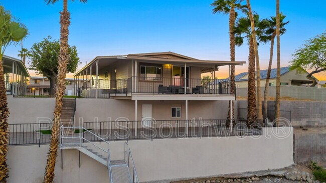 Photo - 437 Riverfront Dr