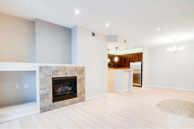 Photo - 2133 Krisron Rd