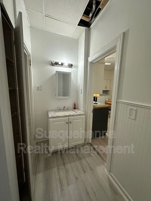 Photo - 2803 Canby St