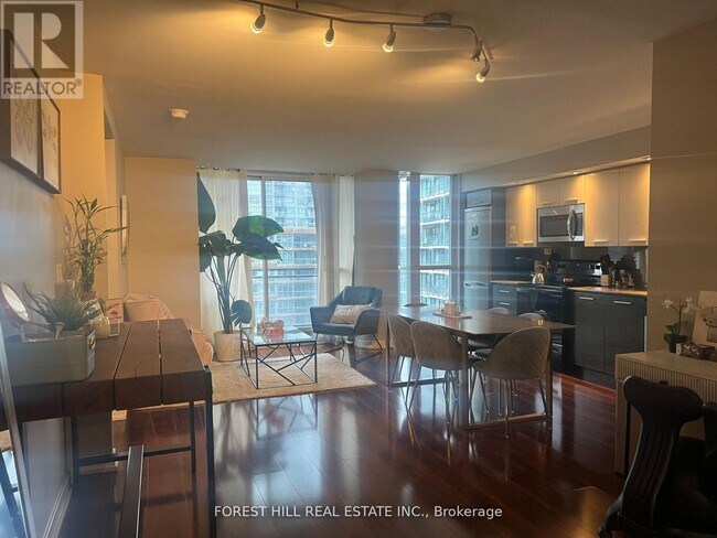 Photo - 8 Telegram Mews Unité 909