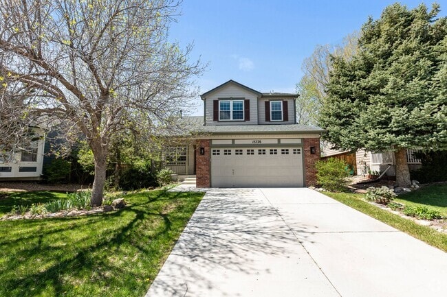 Building Photo - Spacious 5 bedroom home in the heart of Pa...