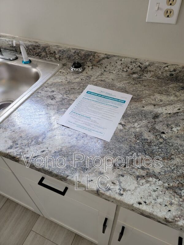 Photo - 1813 3rd Ave