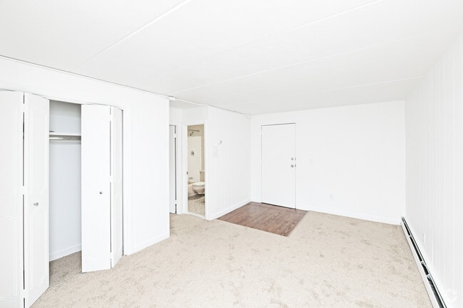 1 BR, 1 BA