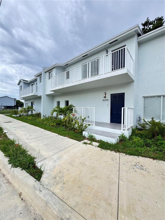 Building Photo - 18391 SW 103rd Ct Rental