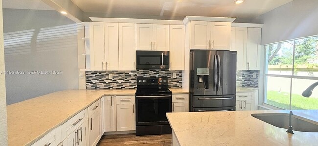 Photo - 3311 Merrick Ln