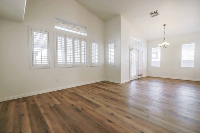 Photo - Shadowbrook Springs