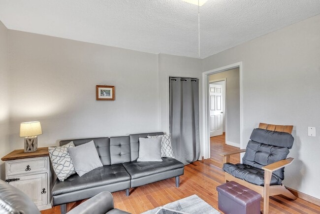 177 Hoots Dr