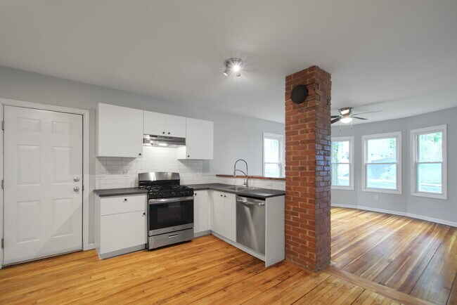 Photo - 28 Cooper St Apartments Unit 28B