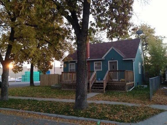 Photo - 302 Miles Ave Unidad 1