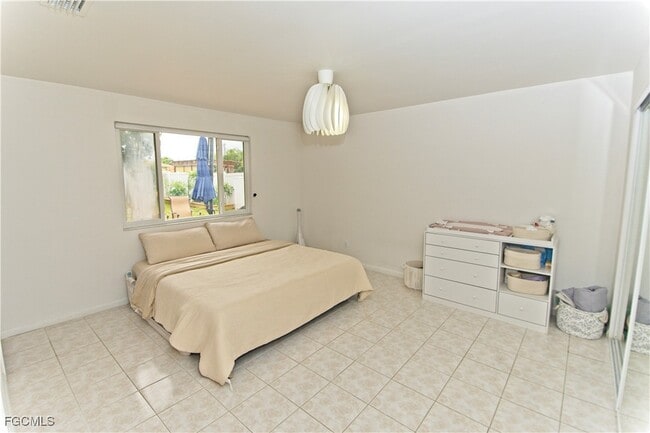 Photo - 1444 SE 16th St