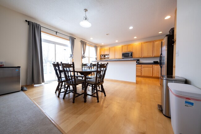 Photo - 1848 Legacy Ln