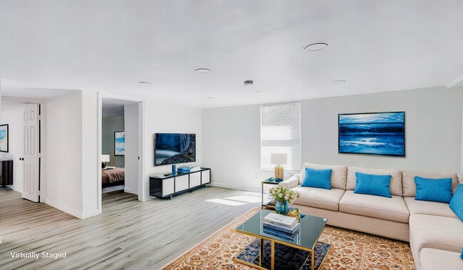 Photo - 2737 Stuart Dr Townhome