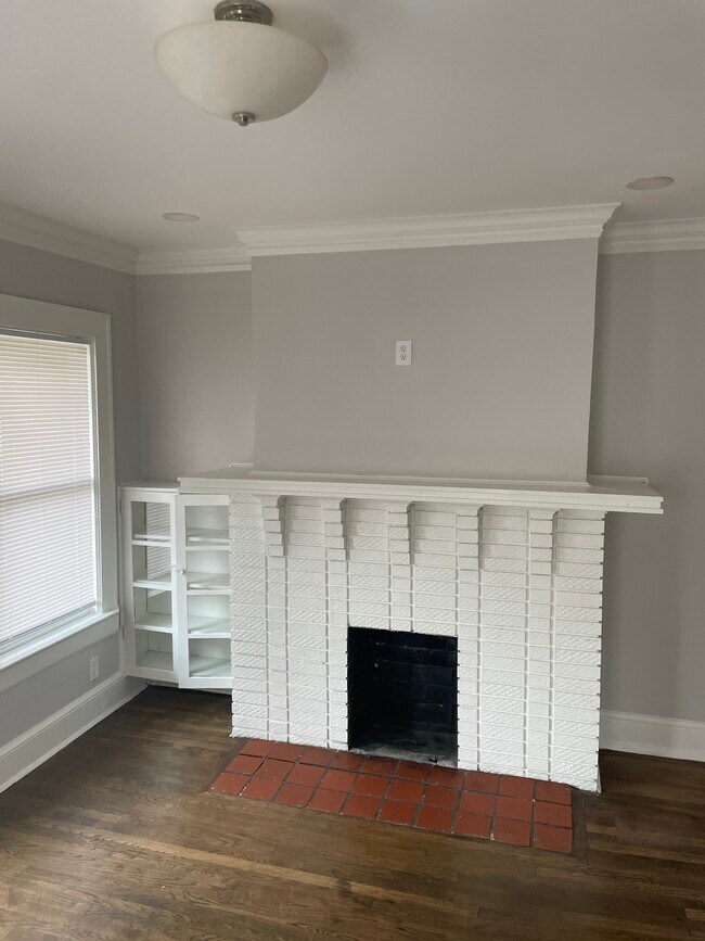 Photo - 998 Woodbourne Dr SW Unit A