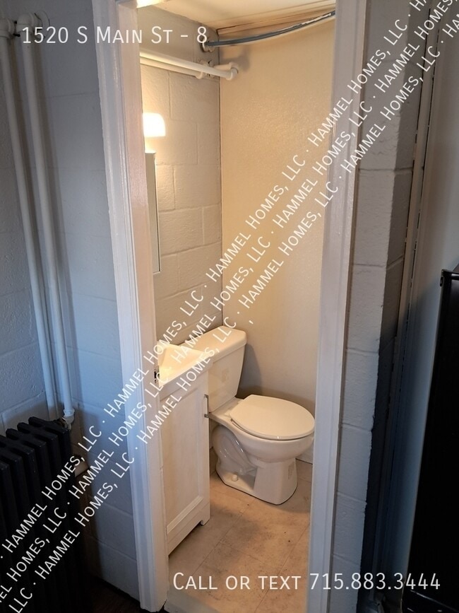 Photo - 1520 S Main St Unit 8