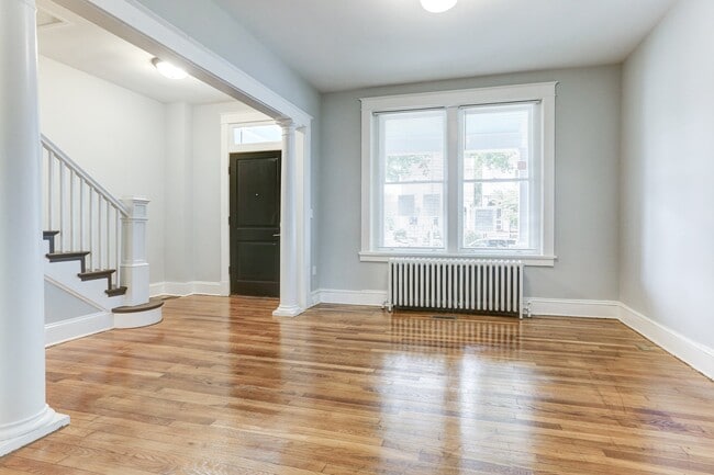 Photo - 421 Chimborazo Blvd