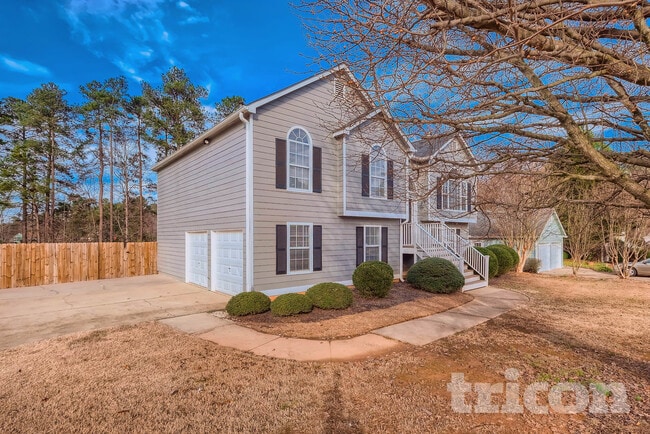 Photo - 3020 Lake Park Ct