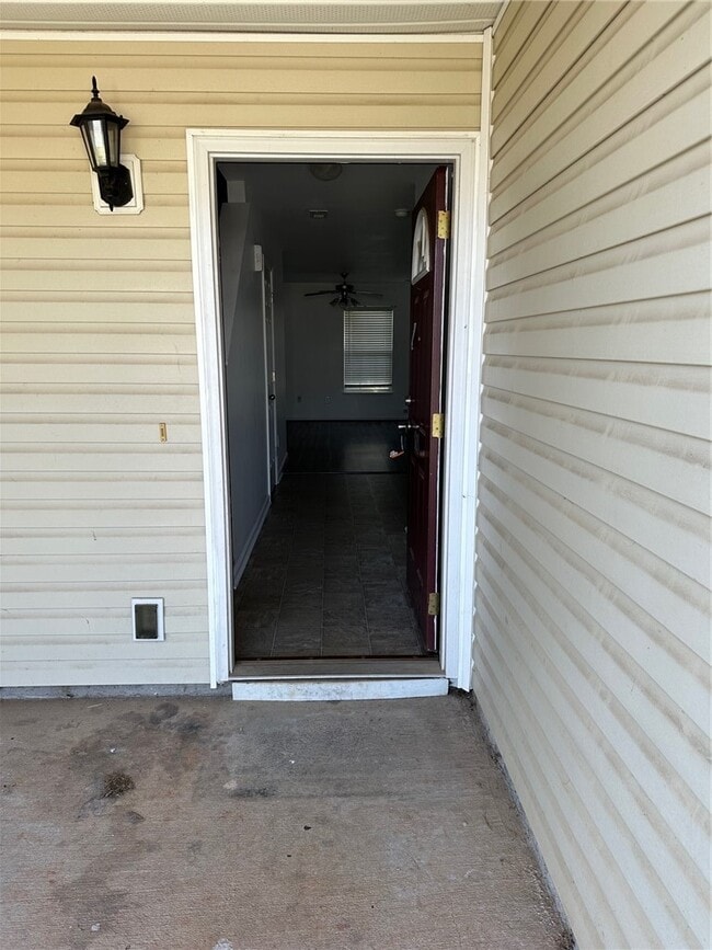 Building Photo - 707 Bellview Way