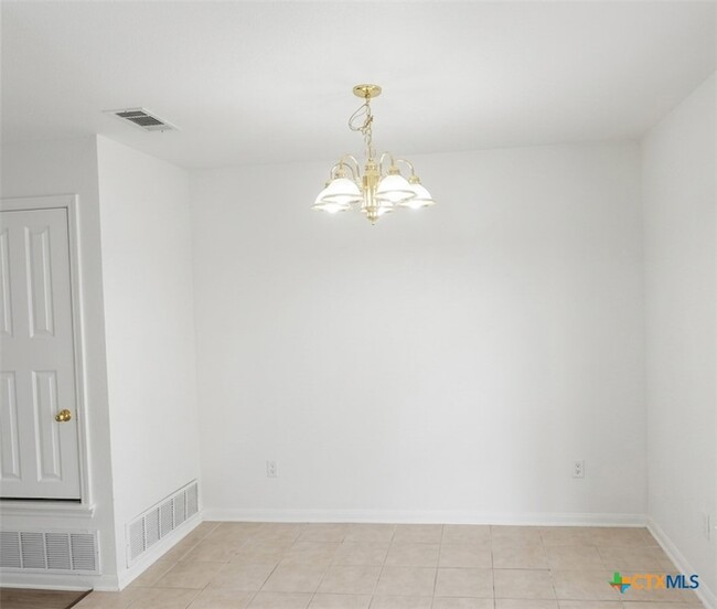 Photo - 305 Cedar Ridge Dr Unit A