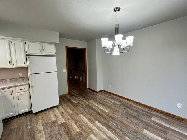 Photo - 1724-1726 Lenard St Unit #1726