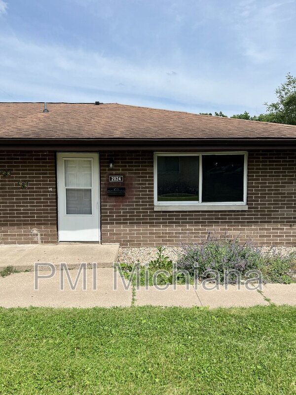 2024 Lathrop St Condo Condo for Rent in South Bend, IN