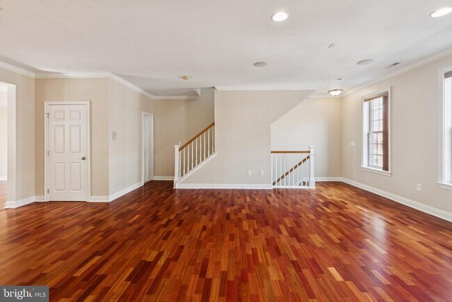 Photo - 105 Captains Way