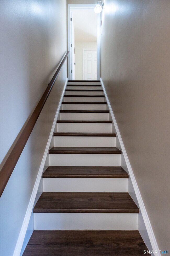 Photo - 75 Commodore Cmns Unit 75