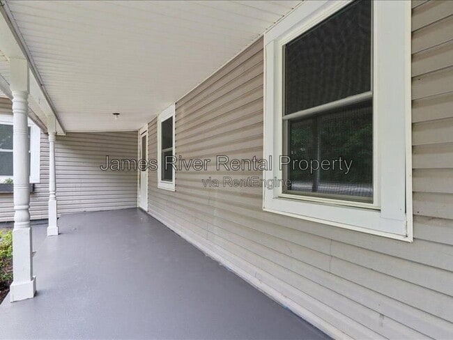 Photo - 10049 Oakville Rd