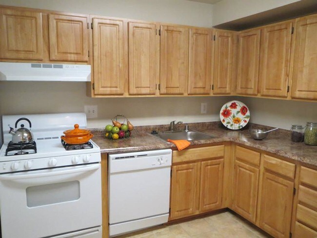 Photo - Auburn Manor