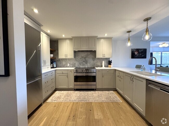Building Photo - 30 Ledge St Unit #517 Rental