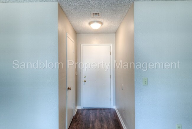Photo - For Lease | Sand Springs | Available Now!