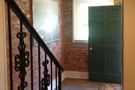 Building Photo - 126 Brooklyn Ave Unit 1 Rental