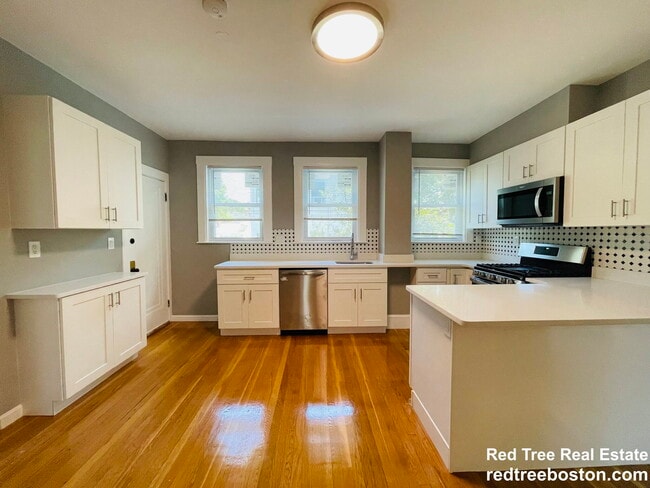 Photo - 187 Fellsway W Unit 2